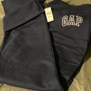 GAP Fleece pants size Large regular